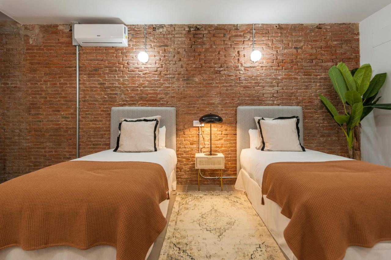 Apartamentos Con Encanto En La Latina Madrid Esterno foto